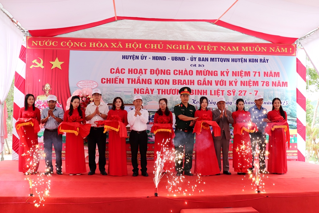 Cat_bang_khanh_thanh_di_tich_lich_su_chien_thang_KonBraih_4c240