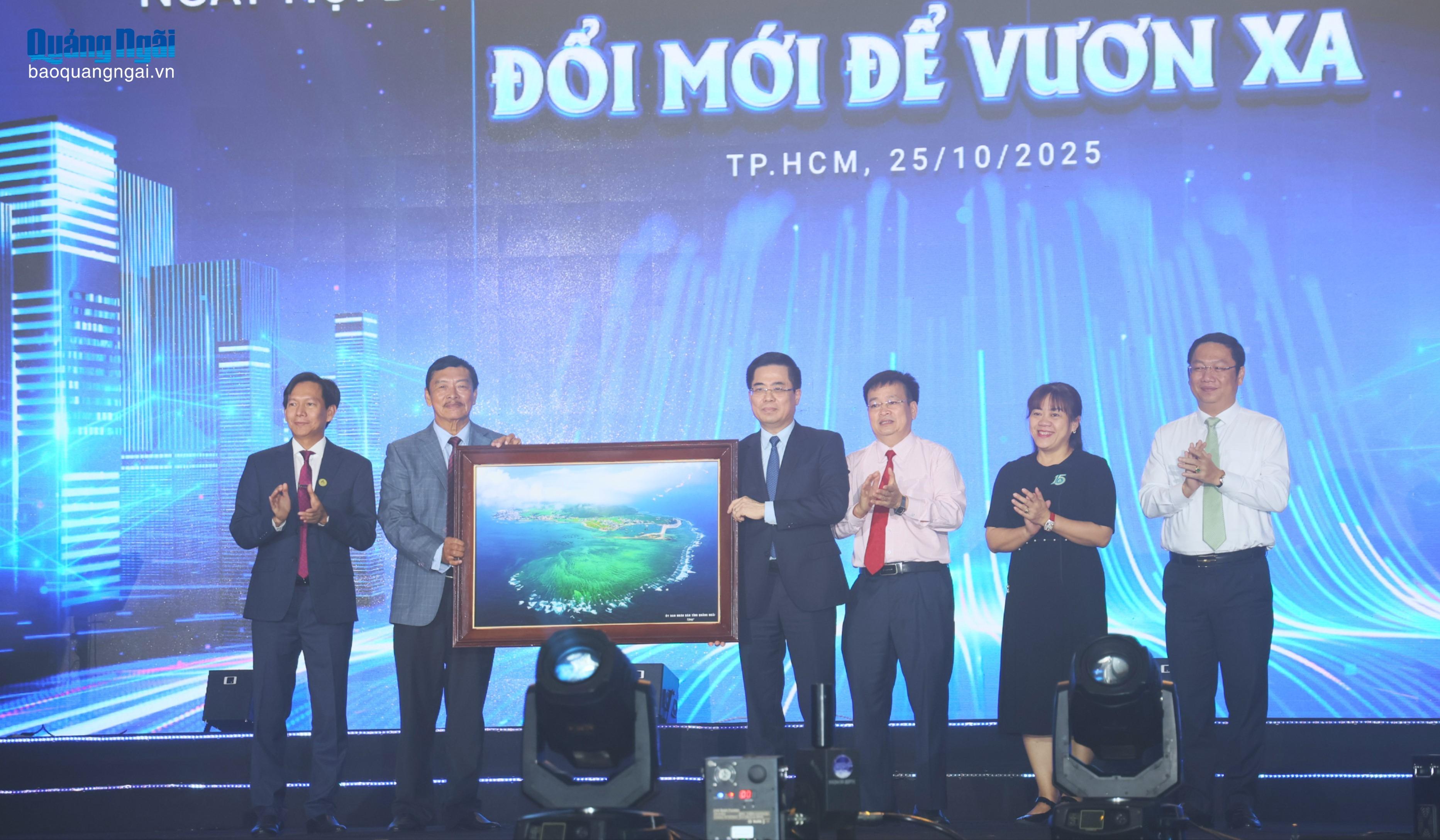 Báo và Phát thanh, Truyền hình Quảng Ngãi