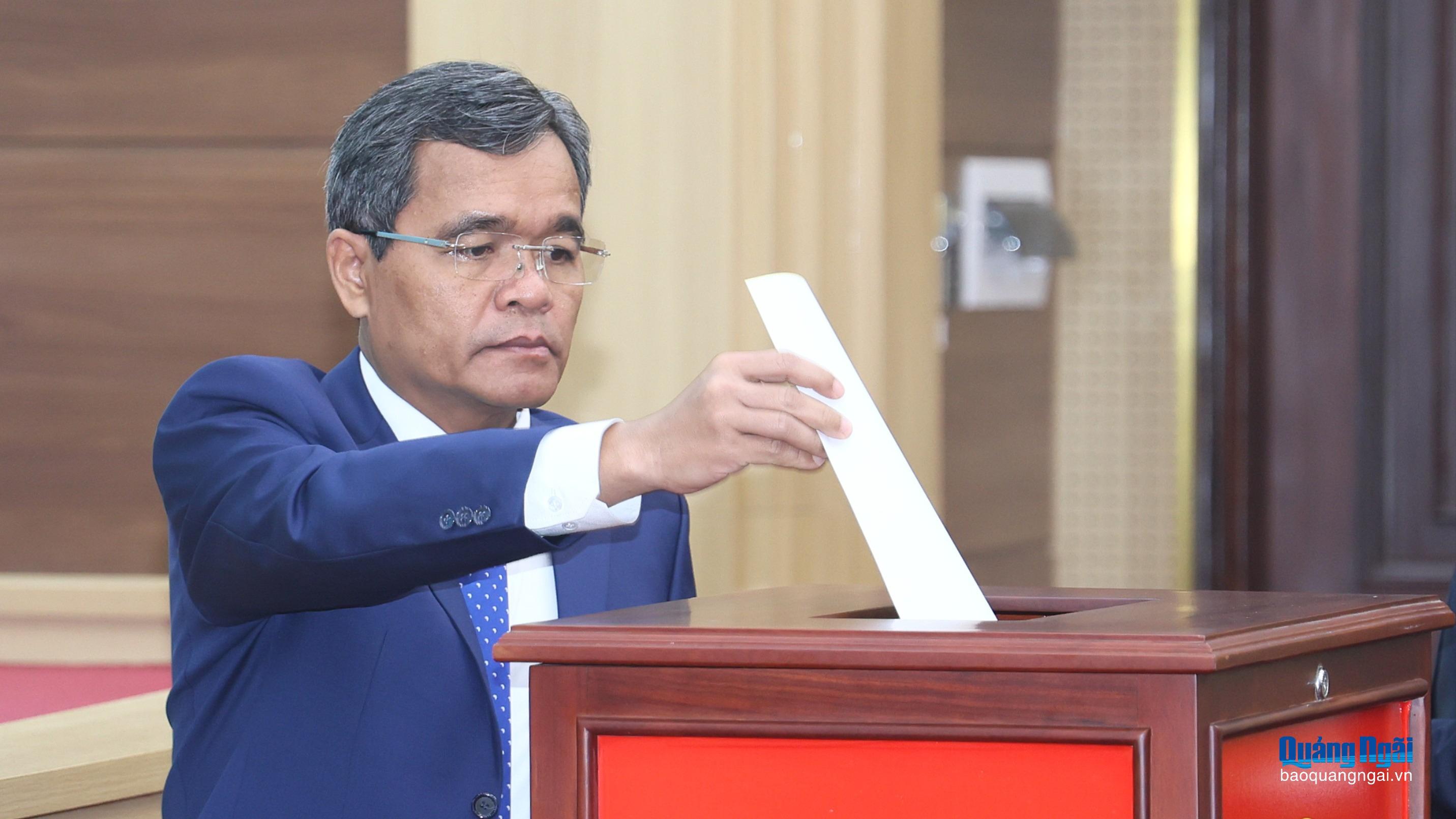 Báo và Phát thanh, Truyền hình Quảng Ngãi